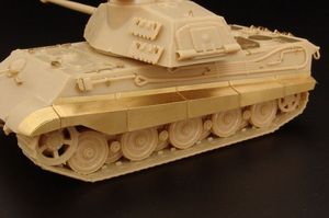 Tiger II Ausf  B  Königstiger“ fenders (Revel kit)