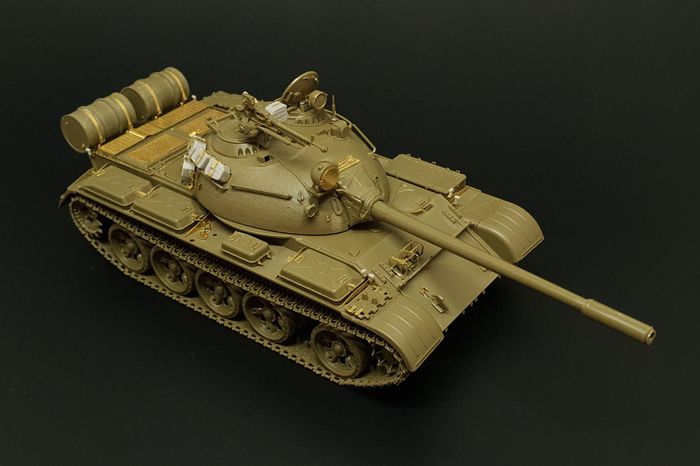 1/48 T-55 (Tamiya kit)