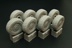 JGSDF Type 16 Wheels (Tamiya kit)